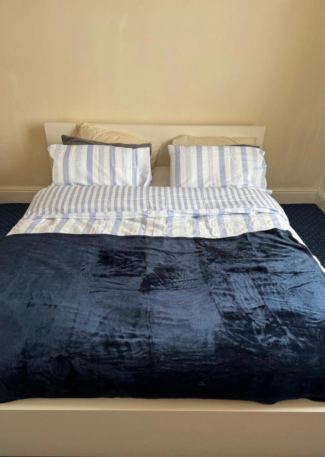 Cozy Rooms In London And Manchester Exterior photo